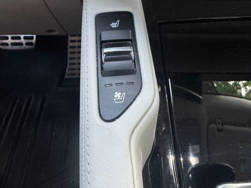 Used 2022 Kia Telluride SX w/ SX Prestige Package image 20