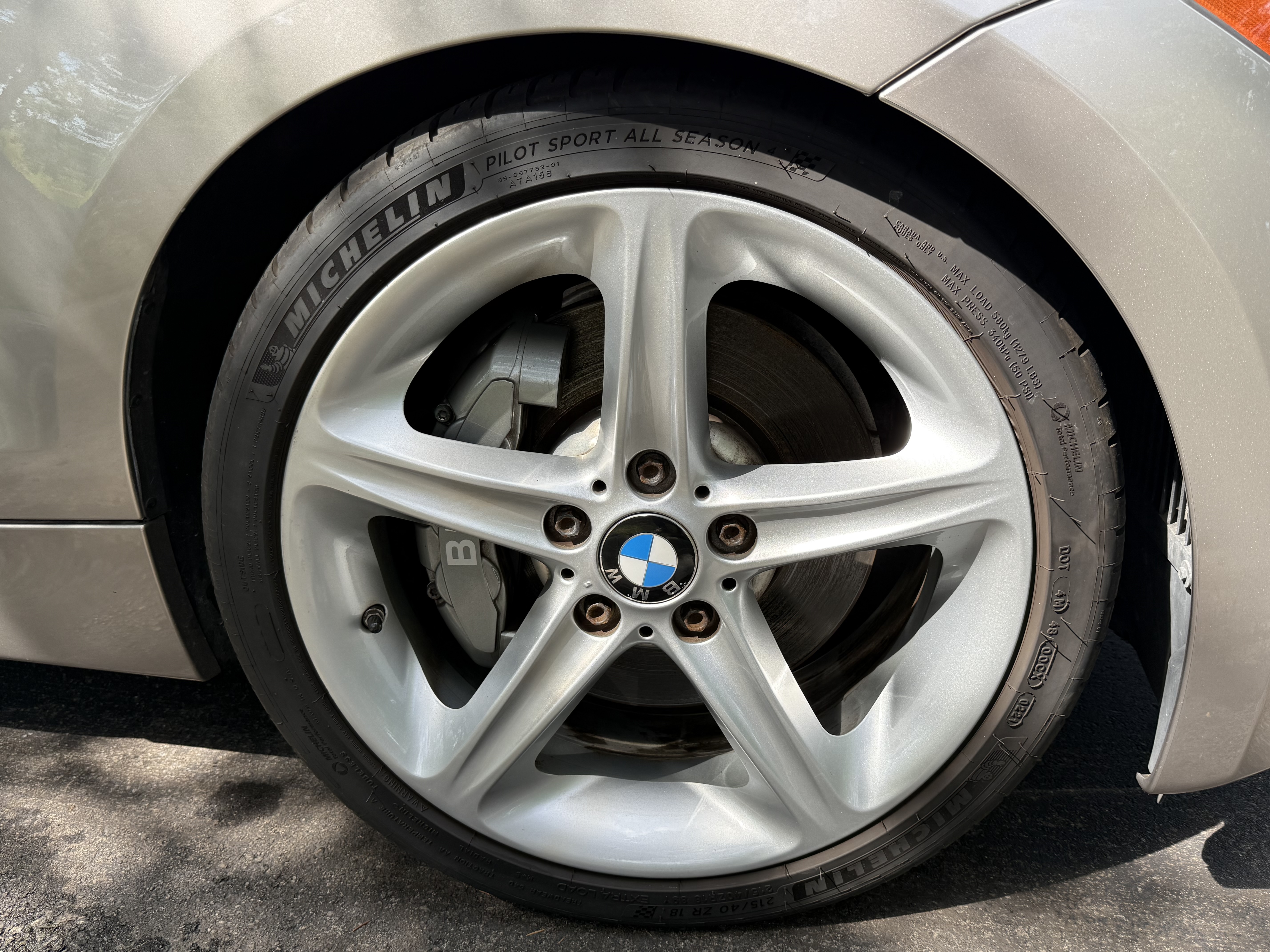 Used 2011 BMW 135i Convertible RWD image 20
