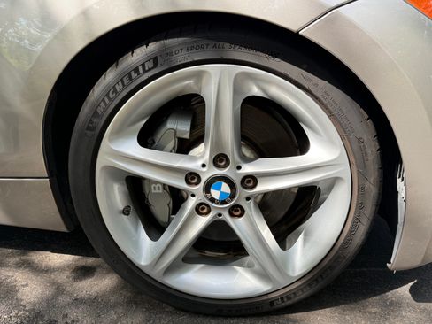 Used 2011 BMW 135i Convertible RWD image 20