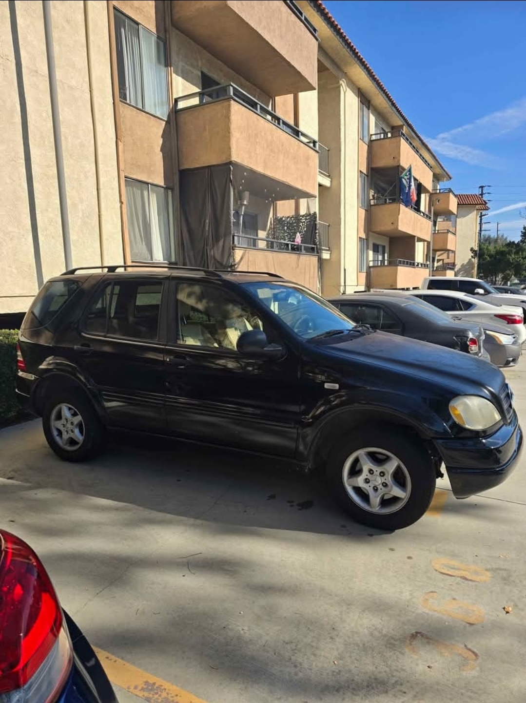 Used 1998 Mercedes-Benz ML 320 4MATIC image 2