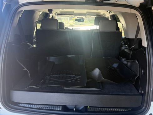 Used 2020 Chevrolet Tahoe LT RWD image 11