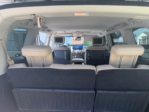 Used 2017 Nissan Armada Platinum w/ Captain Seat Package AWD/4WD image 13