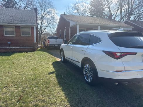 Used 2022 Acura MDX SH-AWD w/ Advance Package image 7