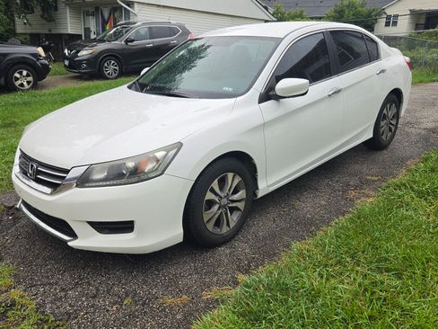 Used 2015 Honda Accord LX image 4