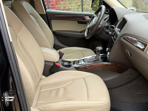 Used 2013 Audi Q5 3.0T Prestige image 9