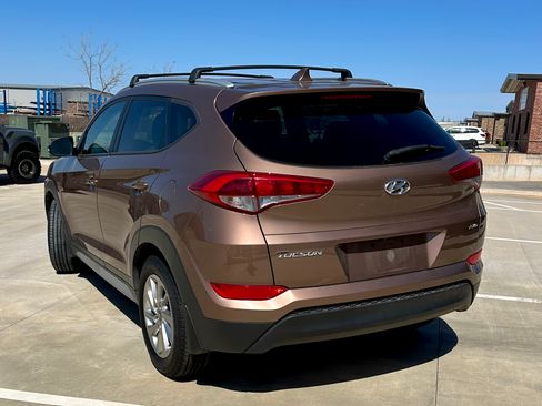 Used 2017 Hyundai Tucson SE Plus image 9