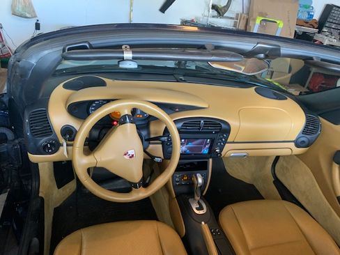 Used 2003 Porsche Boxster Cabriolet 2D image 6