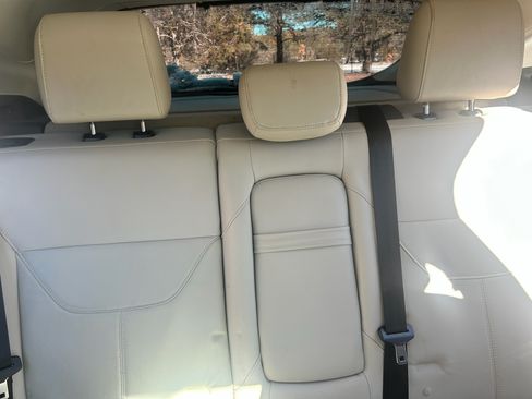 Used 2015 Ford Focus Titanium w/ Titanium Cold Weather Package image 10