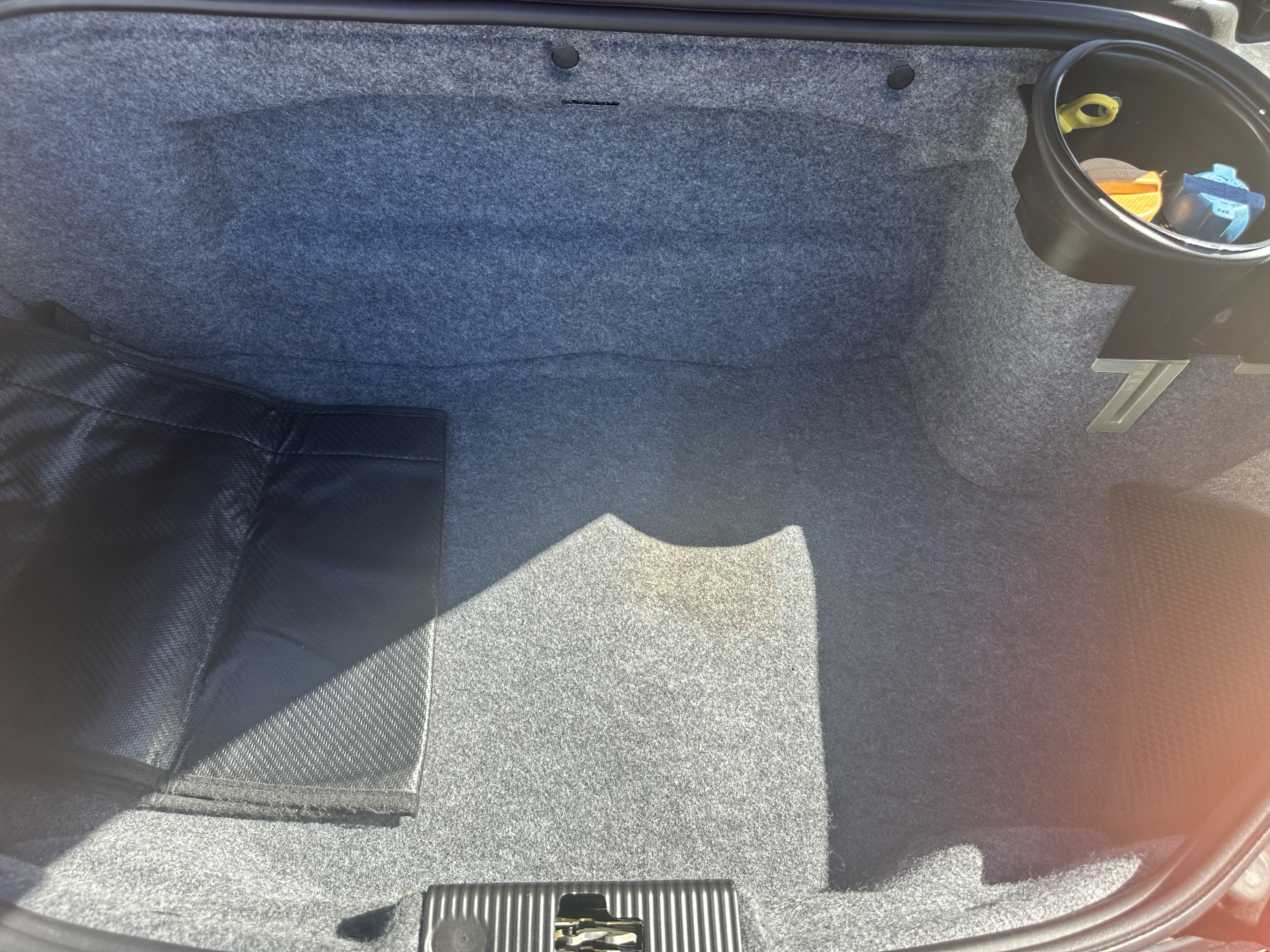 Used 1999 Porsche Boxster RWD image 12