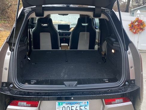 Used 2015 BMW i3 w/ Range Extender image 4