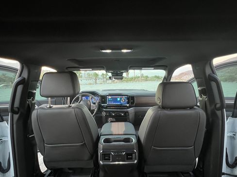 Used 2023 Chevrolet Silverado 1500 High Country w/ High Country Premium Package image 27