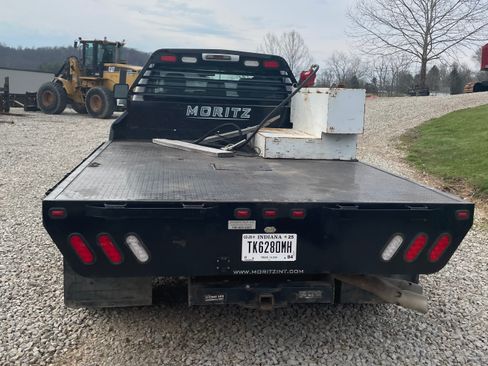 Used 2014 Ford F550 2WD Crew Cab Super Duty image 5