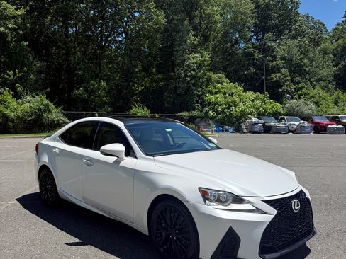 Used 2016 Lexus IS 300 AWD w/ Navigation System Package image 4
