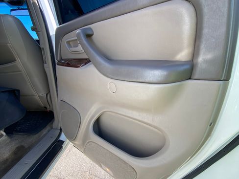 Used 2006 Toyota Tundra Limited AWD/4WD image 22