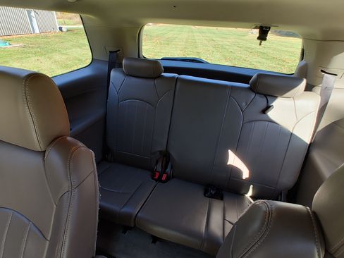 Used 2014 GMC Acadia Denali image 10