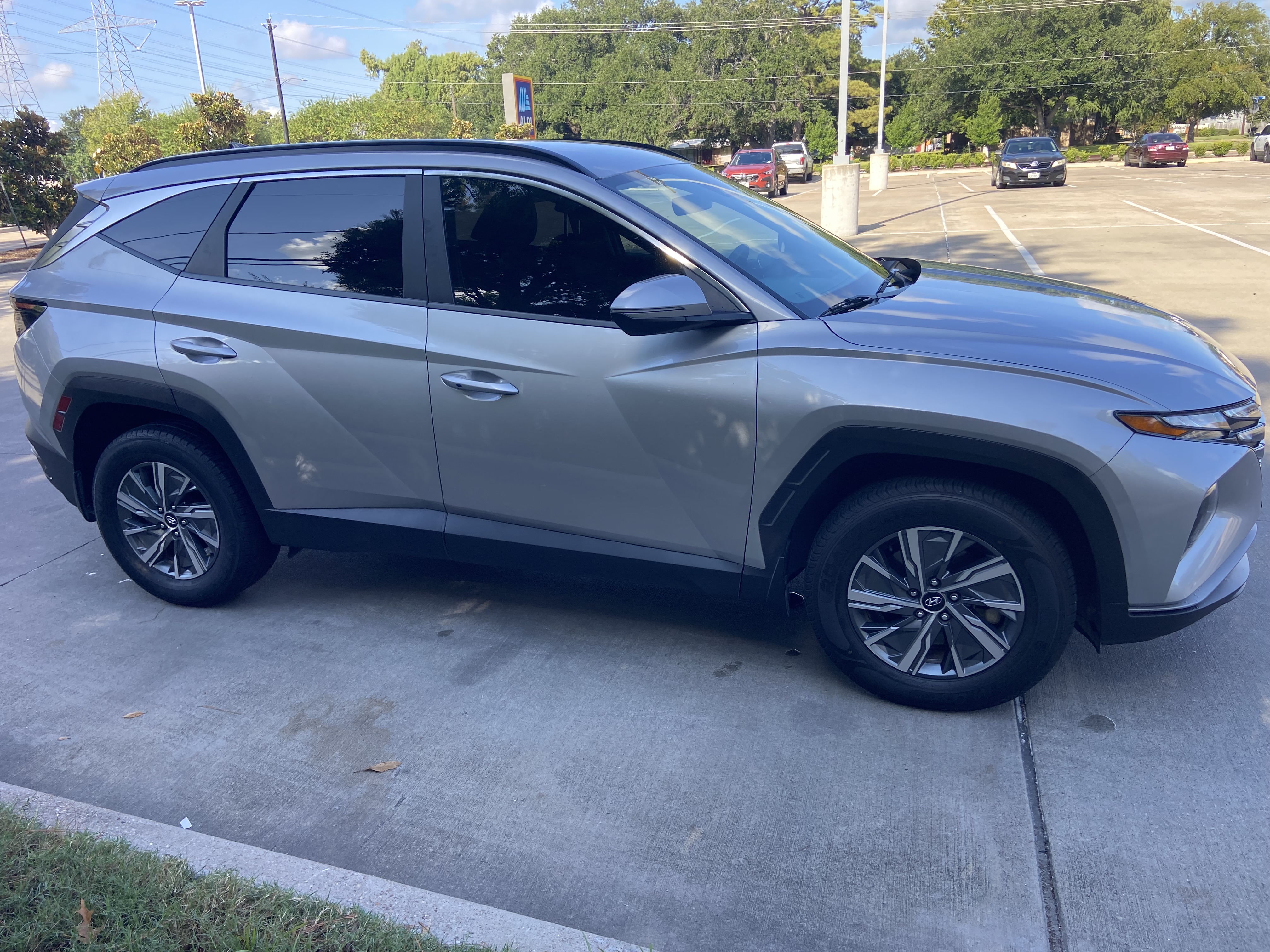 Used 2022 Hyundai Tucson Blue AWD/4WD image 14