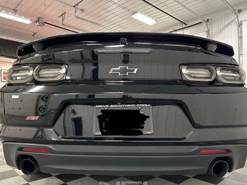 Used 2020 Chevrolet Camaro SS image 12