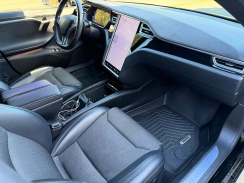 Used 2017 Tesla Model S 75 RWD image 9