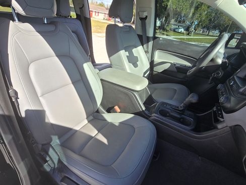 Used 2020 Chevrolet Colorado W/T w/ WT Convenience Package image 17