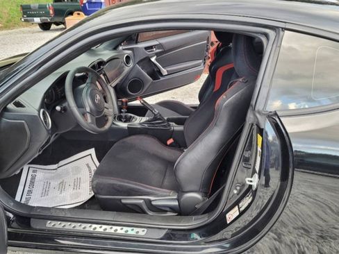 Used 2014 Scion FR-S image 6