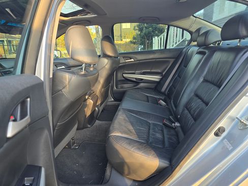 Used 2009 Honda Accord EX-L image 10