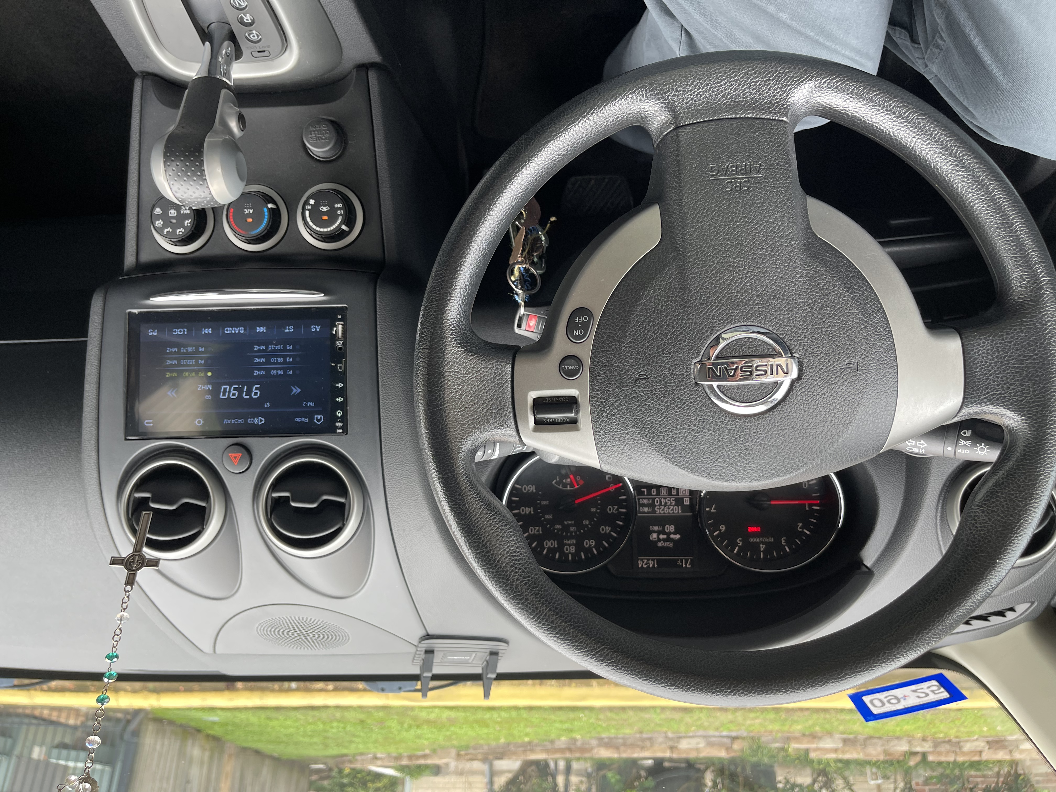 Used 2011 Nissan Rogue S FWD image 6