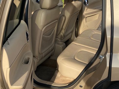 Used 2006 Chevrolet HHR LT w/ Preferred Equipment Group image 11