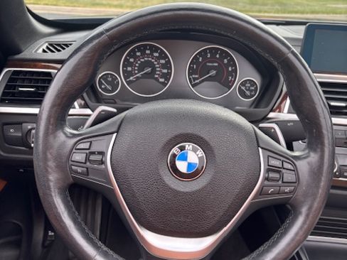 Used 2019 BMW 430i xDrive 430i xDrive Convertible 2D w/ Executive Package image 18