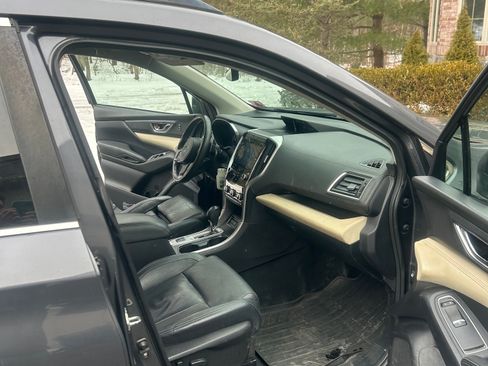 Used 2019 Subaru Ascent Limited image 13