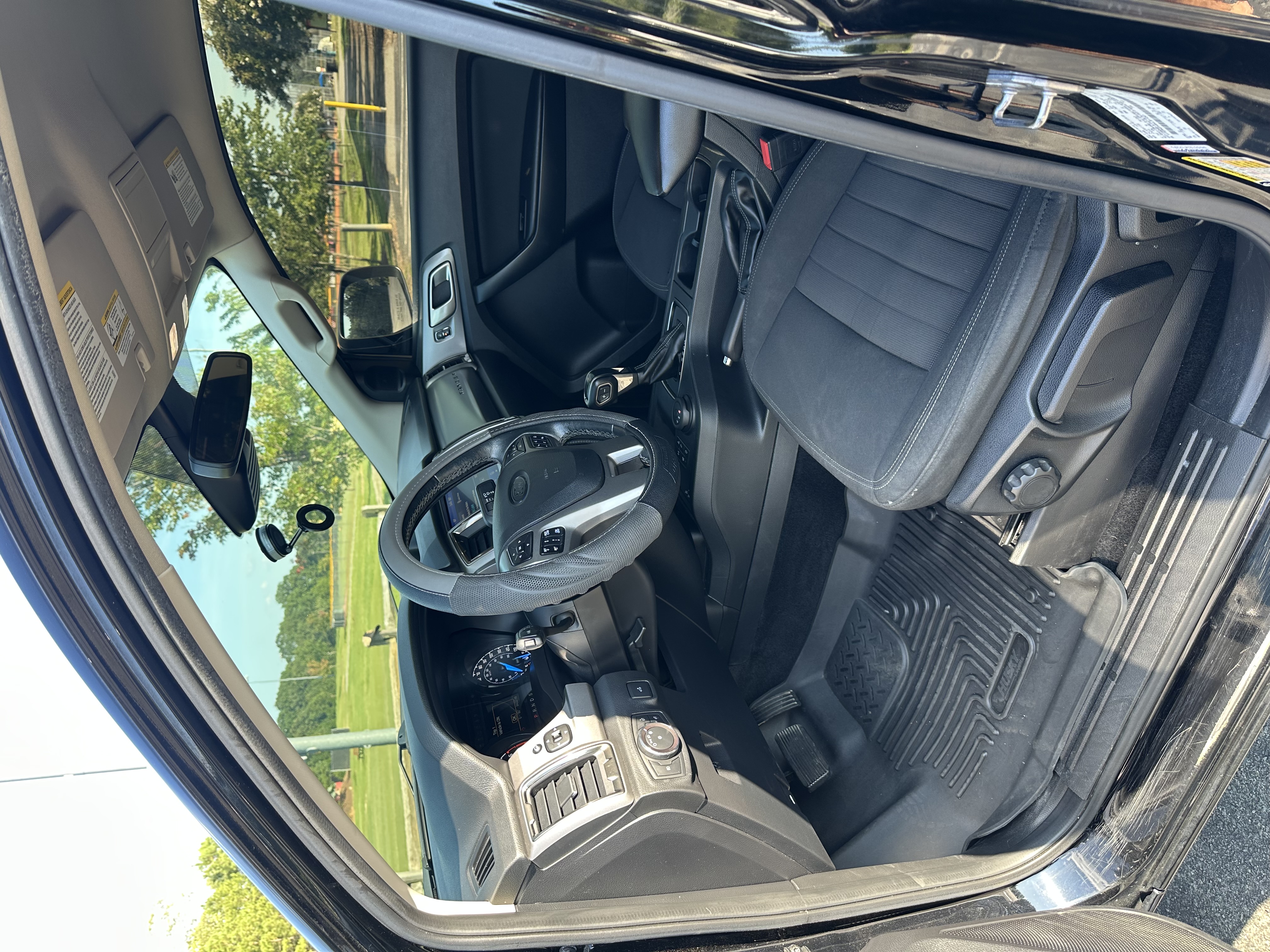 Used 2019 Ford Ranger XLT w/ Equipment Group 301A Mid AWD/4WD image 8