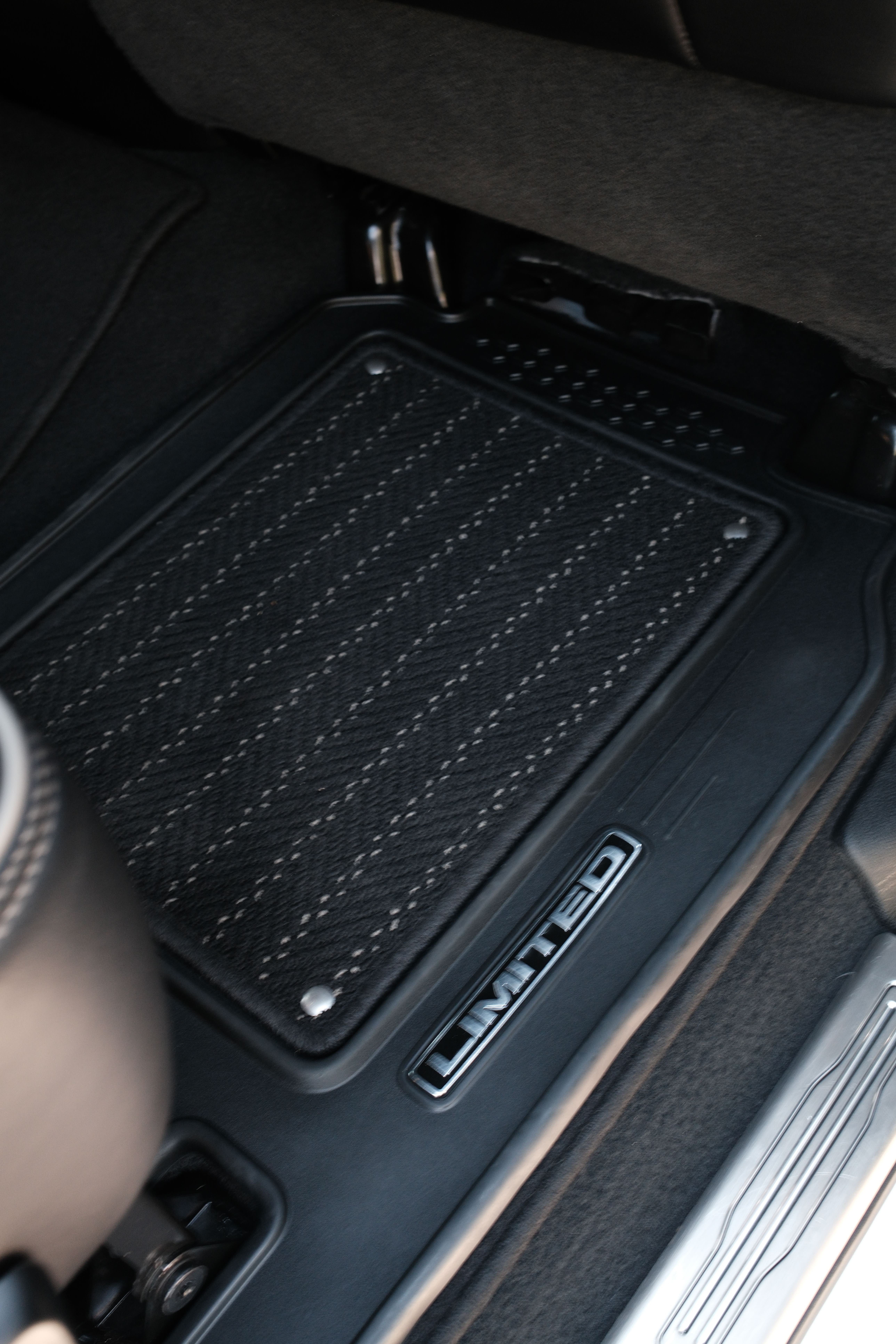 Used 2020 RAM 2500 Limited AWD/4WD image 13