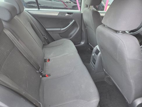Used 2015 Volkswagen Jetta S FWD image 4