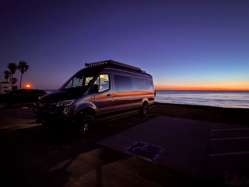 Used 2024 Mercedes-Benz Sprinter 2500 image 29