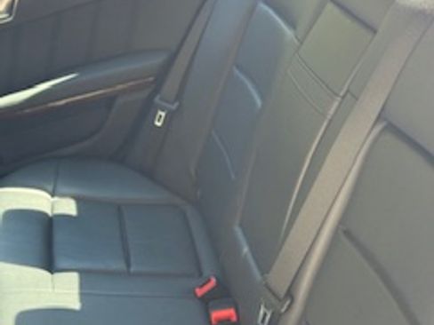 Used 2013 Mercedes-Benz E 350 Sedan image 9