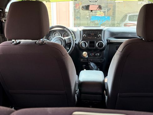 Used 2013 Jeep Wrangler Sport AWD/4WD image 20