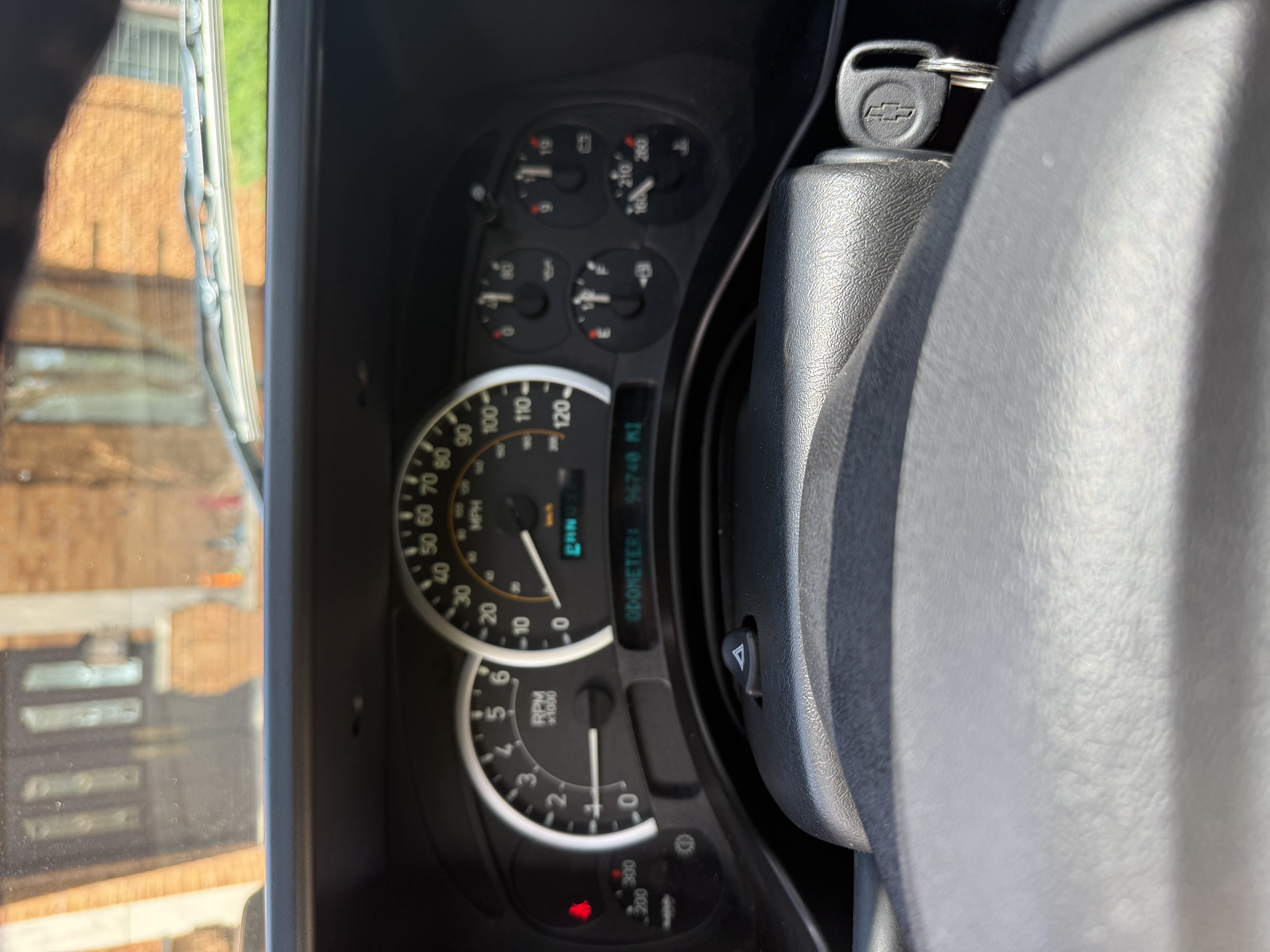 Used 2005 HUMMER H2 w/ Preferred Equipment Group AWD/4WD image 9