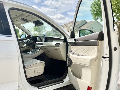 Used 2020 Hyundai Palisade Limited AWD/4WD image 17
