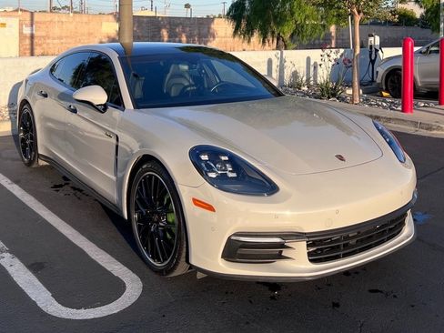 Used 2019 Porsche Panamera image 1
