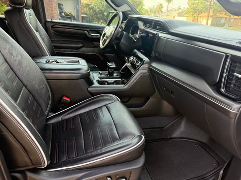 Used 2022 GMC Sierra 1500 AT4X image 24