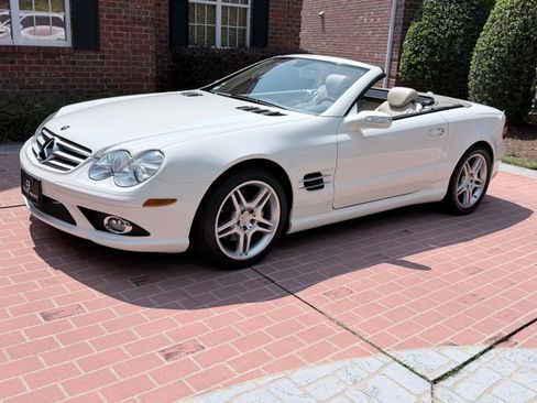 Used 2007 Mercedes-Benz SL 550 image 2