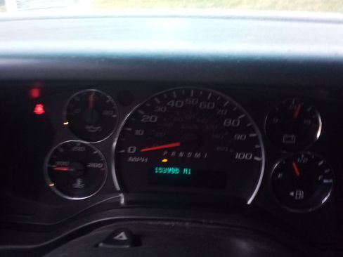 Used 2012 Chevrolet Express 3500 Extended image 16