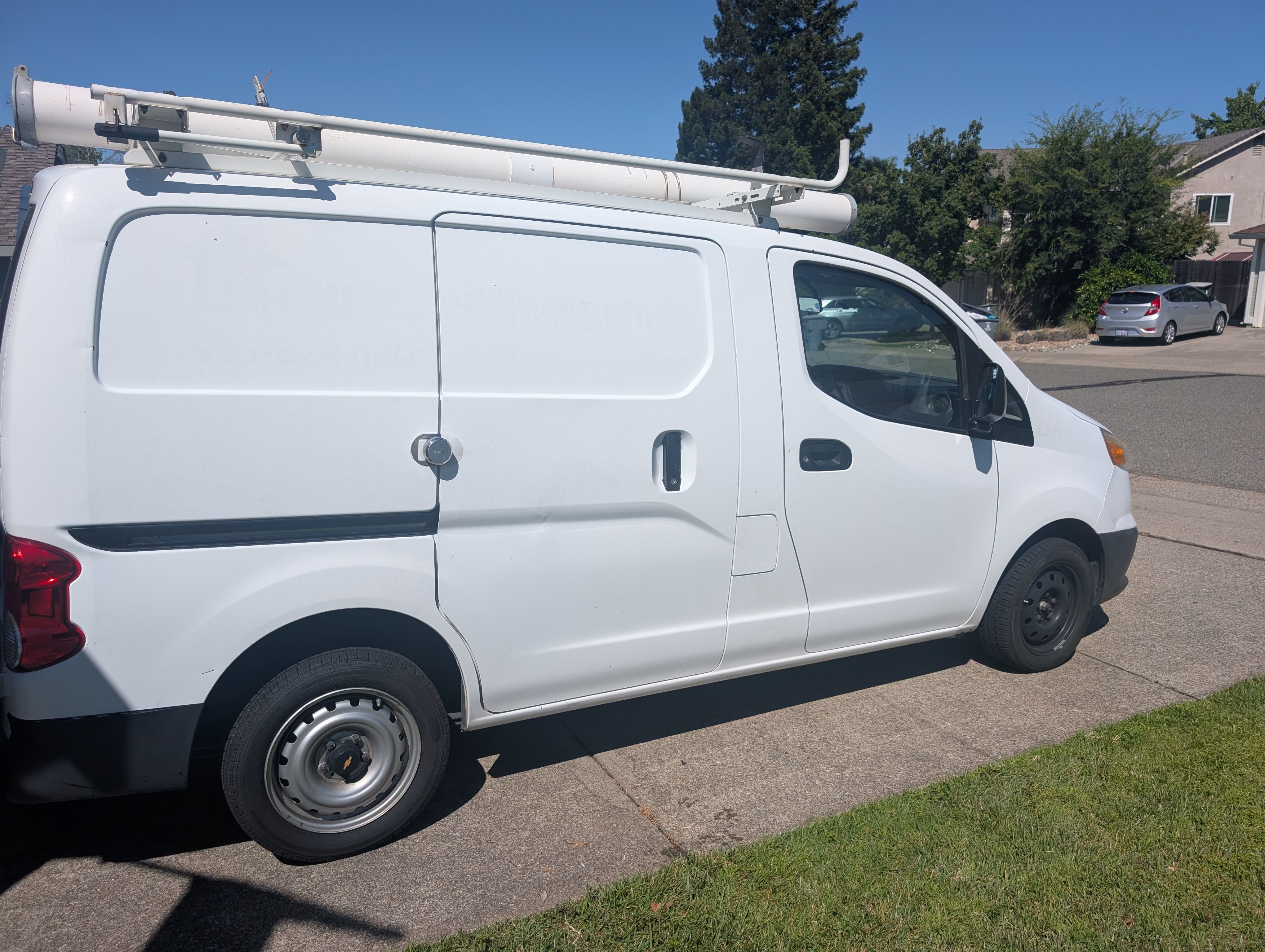 Used 2015 Chevrolet City Express LS FWD image 1