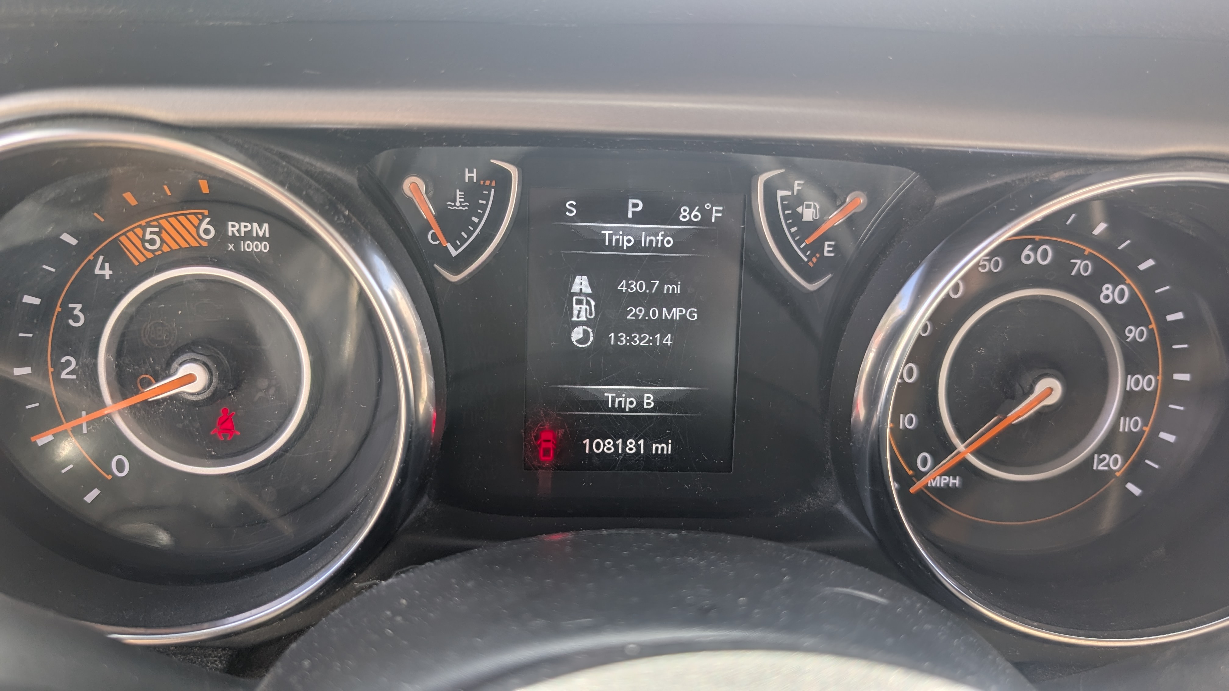 Used 2021 Jeep Gladiator Sport AWD/4WD image 8