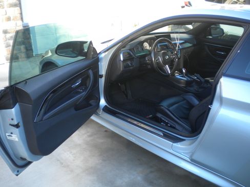 Used 2018 BMW M4 Coupe image 19