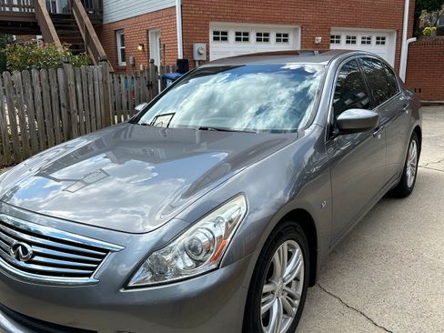 Used 2015 INFINITI Q40 Sedan 4D w/ Navigation Package image 17