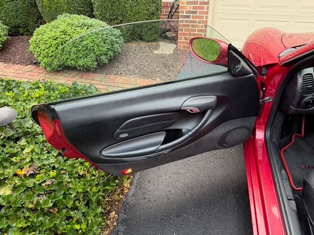 Used 2001 Porsche Boxster RWD image 17