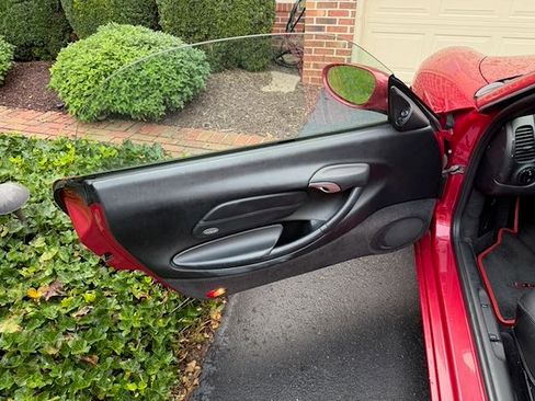 Used 2001 Porsche Boxster RWD image 17