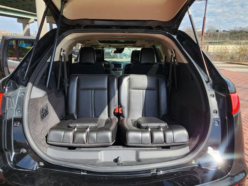 Used 2011 Lincoln MKT AWD w/ 101A Rapid Spec Order Code image 24