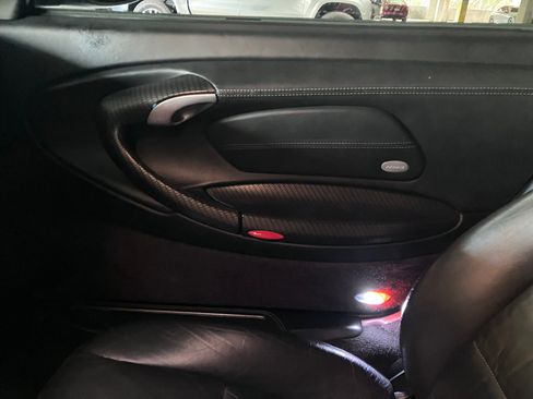 Used 2004 Porsche 911 Turbo image 10