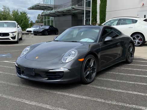 Used 2014 Porsche 911 Carrera 4 image 5